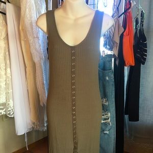 Olive green button up dress, size XL Brand- Feathers- fits a med and lrg size